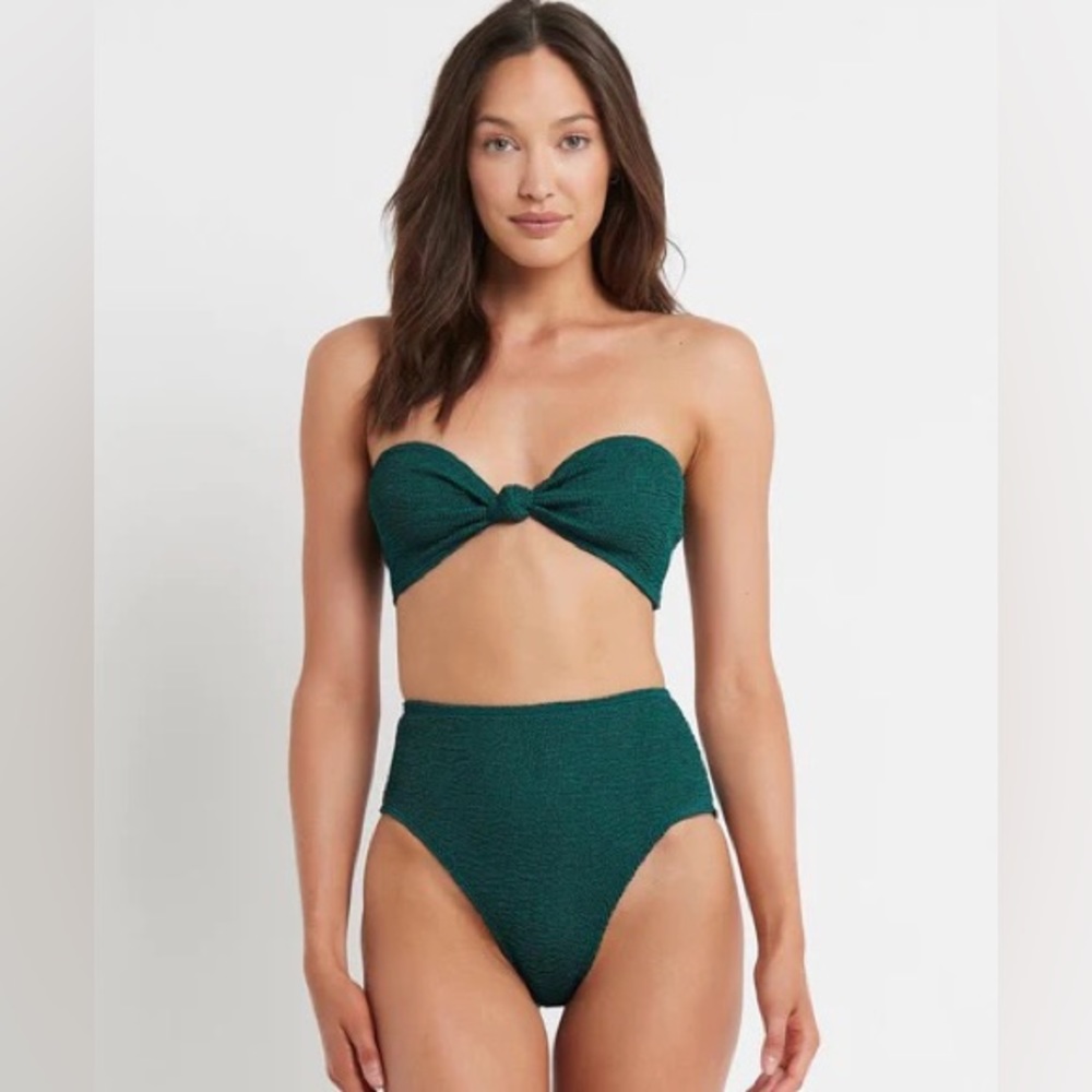 BOND-EYE One size twist front bikini set